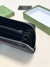 Load image into Gallery viewer, GC763 Gucci Men's Handbag Wallet / 21X11 CM
