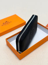 Load image into Gallery viewer, HM174 Hermès Wallet / 20x10 CM

