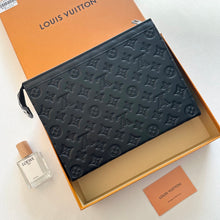 Load image into Gallery viewer, LB1385 LV Monogram Men's Classic Essential Set / 26x20x5 CM
