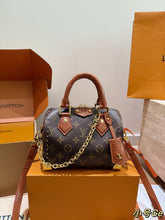 Load image into Gallery viewer, LB1391 LV Speedy 20 Monogram
