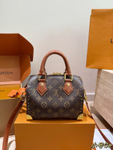Load image into Gallery viewer, LB1391 LV Speedy 20 Monogram
