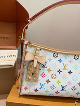 Load image into Gallery viewer, LB1394 LV Carryall East-West Tote / 34 × 20 cm
