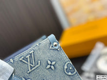 Load image into Gallery viewer, LB1395 LV Onthego Denim Tote /34 cm 25 cm

