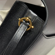 Load image into Gallery viewer, HM175 Hermes Roulis Mini Bag / 18 cm
