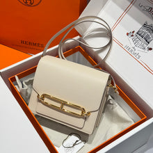 Load image into Gallery viewer, HM176 Hermes Roulis Mini Bag / 18 cm
