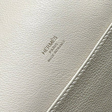 Load image into Gallery viewer, HM176 Hermes Roulis Mini Bag / 18 cm
