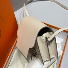 Load image into Gallery viewer, HM176 Hermes Roulis Mini Bag / 18 cm
