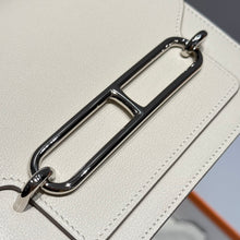 Load image into Gallery viewer, HM176 Hermes Roulis Mini Bag / 18 cm
