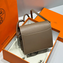 Load image into Gallery viewer, HM177 Hermes Roulis Mini Bag / 18 cm
