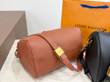 Load image into Gallery viewer, LB1396 LV Speedy 30 /30 × 21 cm
