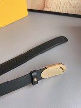 Load image into Gallery viewer, BL261 Fendi Women's 3.0 cm Leather Belt
