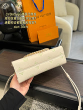 Load image into Gallery viewer, LB1397 LV Onthego Horizontal Tote / 26 × 14 cm
