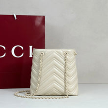 Load image into Gallery viewer, GC775 Gucci GG Marmont Mini  / 16 x 17 x 6.5 cm / HIGHEST QUALITY VERSION
