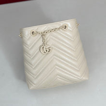 Load image into Gallery viewer, GC775 Gucci GG Marmont Mini  / 16 x 17 x 6.5 cm / HIGHEST QUALITY VERSION
