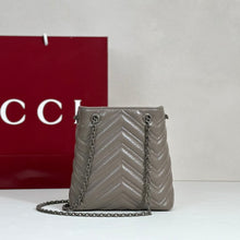 Load image into Gallery viewer, GC775 Gucci GG Marmont Mini  / 16 x 17 x 6.5 cm / HIGHEST QUALITY VERSION
