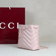 Load image into Gallery viewer, GC775 Gucci GG Marmont Mini  / 16 x 17 x 6.5 cm / HIGHEST QUALITY VERSION
