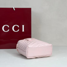 Load image into Gallery viewer, GC775 Gucci GG Marmont Mini  / 16 x 17 x 6.5 cm / HIGHEST QUALITY VERSION
