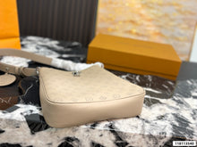 Load image into Gallery viewer, LB1406 Louis Vuitton All Around PM / 28 x 25 cm
