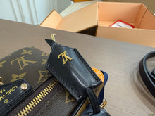 Load image into Gallery viewer, LB1407 Louis Vuitton Nice BB Vanity Case / 19 x 12 cm
