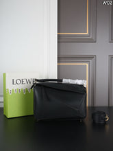 Load image into Gallery viewer, LWE045 LOEWE Puzzle Bag / Classic Calfskin
