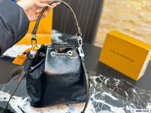 Load image into Gallery viewer, LB1504 Louis Vuitton No Way Vibe Bucket Bag / 22 x 22 cm
