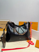 Load image into Gallery viewer, LB1507 Louis Vuitton Carryall Dark MM / 39 x 30 x 15 cm
