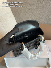 Load image into Gallery viewer, DR602 Dior Lady Dior Mini with Bow Detail / 17 x 14 x 7 cm
