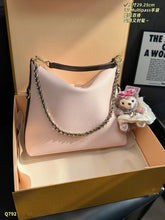 Load image into Gallery viewer, LB1509 LV Multipass Handbag (2026) / 29 x 25 cm
