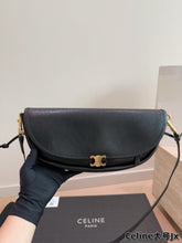 Load image into Gallery viewer, CL151 CELINE Soft Triomphe / 46x19x10cm
