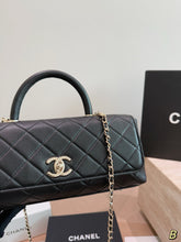Load image into Gallery viewer, CC1372 Chanel Maxi Flap Bag / 31 x 20 x 12 cm
