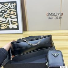 Load image into Gallery viewer, PD381  Prada Mesh Hobo Underarm Bag / 24 x 10 cm
