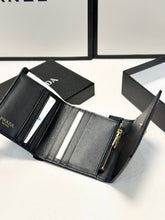 Load image into Gallery viewer, PD382 Prada Vitello Wax Bifold Wallet / 12x10 cm

