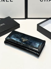 Load image into Gallery viewer, PD383 Prada Vitello Wax Long Wallet / 19x10 cm
