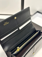 Load image into Gallery viewer, PD383 Prada Vitello Wax Long Wallet / 19x10 cm
