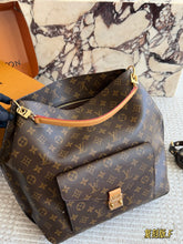 Load image into Gallery viewer, LB1414 LV Metis Hobo/ HIGHEST QUALITY VERSION/ 31x34 cm
