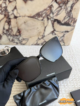 Load image into Gallery viewer, JW1015 GM PALETTE Sunglasses
