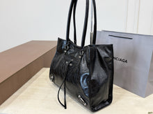 Load image into Gallery viewer, BCG070 Balenciaga Le City(Large 39x29cm, Small 26x21cm)
