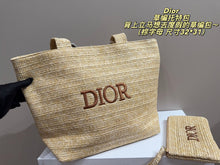 Load image into Gallery viewer, DR610 Dior Straw Tote Bag / 32x31cm
