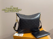 Load image into Gallery viewer, LB1417 LV Coussin Hobo MM / 30x26cm
