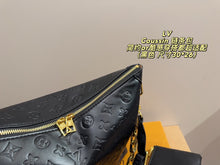Load image into Gallery viewer, LB1417 LV Coussin Hobo MM / 30x26cm
