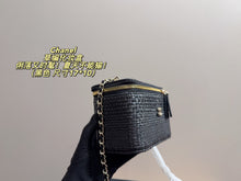 Load image into Gallery viewer, CC1373 Chanel 26P Woven Vanity Case / 17x10cm
