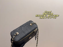 Load image into Gallery viewer, CC1373 Chanel 26P Woven Vanity Case / 17x10cm
