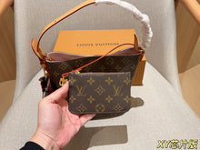 Load image into Gallery viewer, LB1422 LV ALL IN BB Monogram Bucket Bag / 16 x 18 x 12 cm
