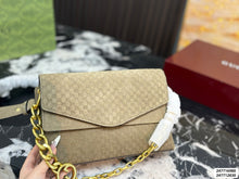 Load image into Gallery viewer, GC780 Gucci Chain Suede Shoulder Bag / 36.2 x 22 cm &amp; 28.2 x 20 cm
