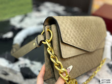 Load image into Gallery viewer, GC780 Gucci Chain Suede Shoulder Bag / 36.2 x 22 cm &amp; 28.2 x 20 cm
