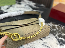 Load image into Gallery viewer, GC780 Gucci Chain Suede Shoulder Bag / 36.2 x 22 cm &amp; 28.2 x 20 cm
