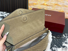 Load image into Gallery viewer, GC780 Gucci Chain Suede Shoulder Bag / 36.2 x 22 cm &amp; 28.2 x 20 cm
