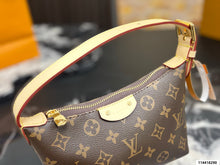 Load image into Gallery viewer, LB1424 Louis Vuitton Hills Pochette / 20 x 11 x 8 cm
