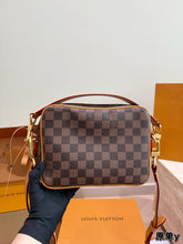 Load image into Gallery viewer, LB1427 Louis Vuitton x NIGO NIL Messenger Camera Bag / 25 cm
