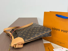 Load image into Gallery viewer, LB1430 Louis Vuitton Odeon MM Tote / 31.5 x 33 x 5.5 cm
